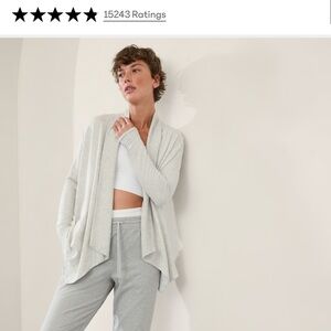 PRANAYAMA RESTORE WRAP and MOMENTUM SEAMLESS TANK set